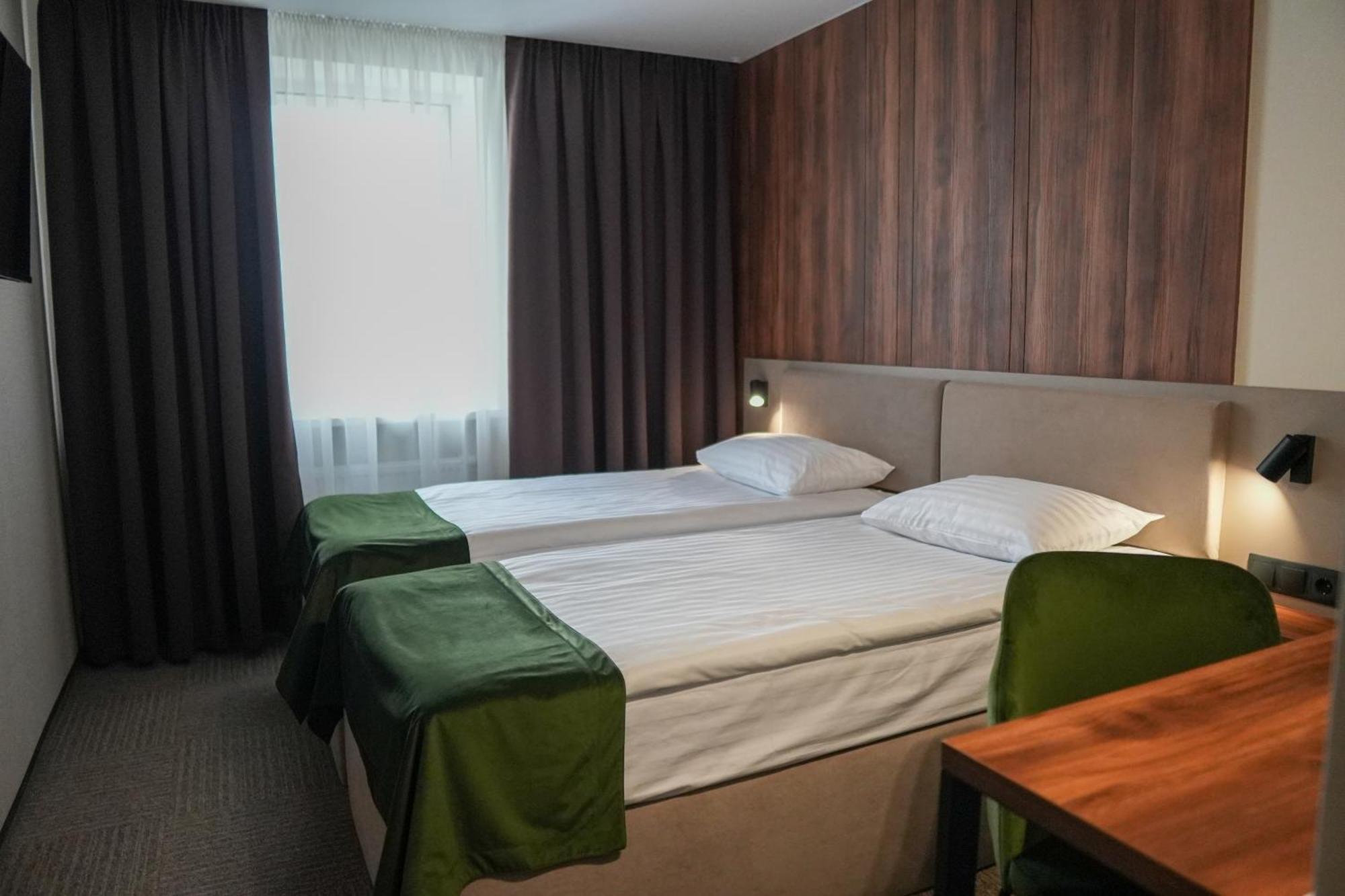 Svytyaz Hotel Lutsʼk Dış mekan fotoğraf
